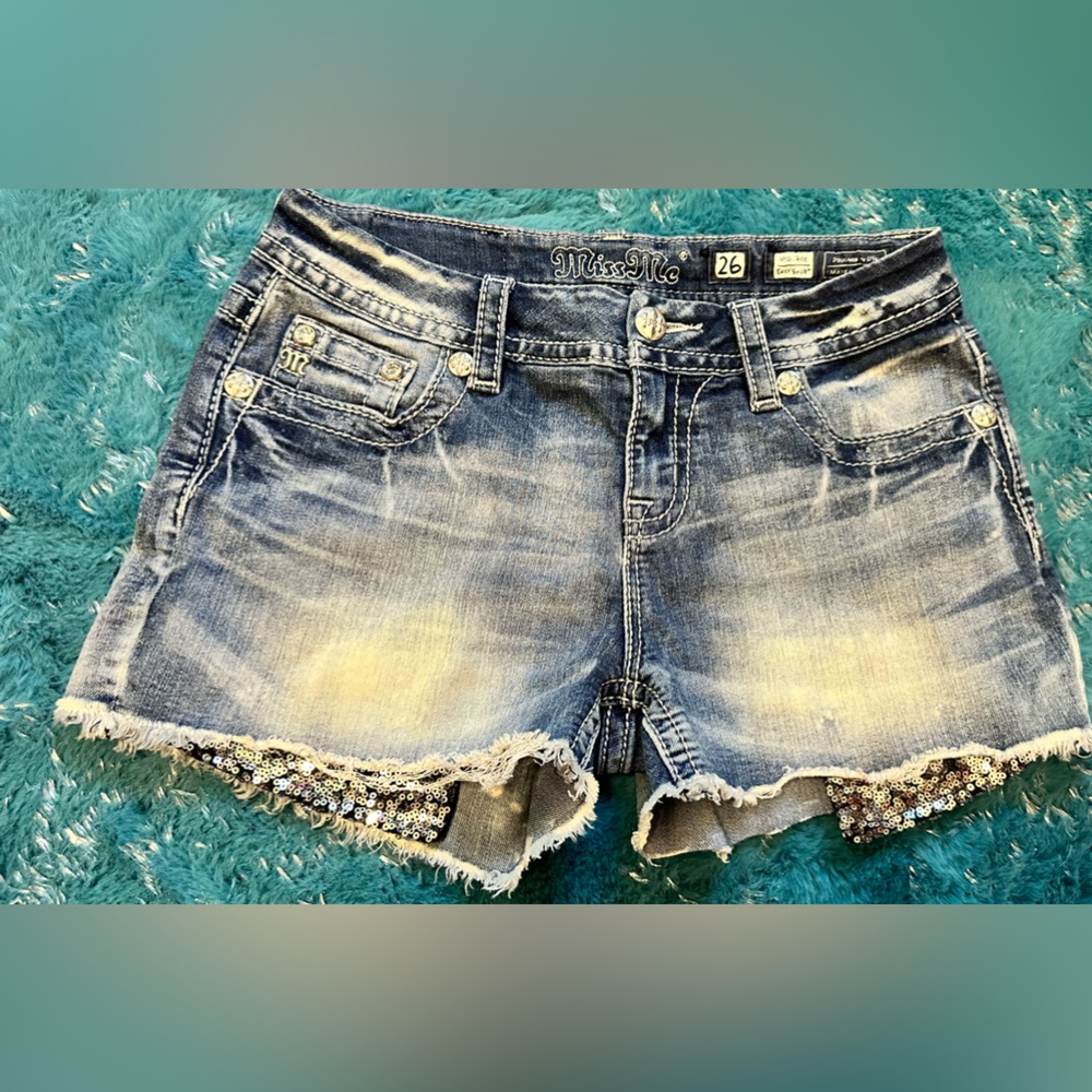 Miss me shorts 26